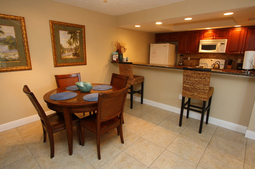 Beach Castle Resort By Rva Longboat Key Bagian luar foto